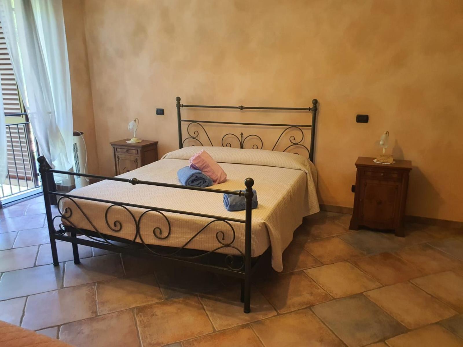 Agriturismo Cascina L'Arche Santo Stefano Belbo Εξωτερικό φωτογραφία