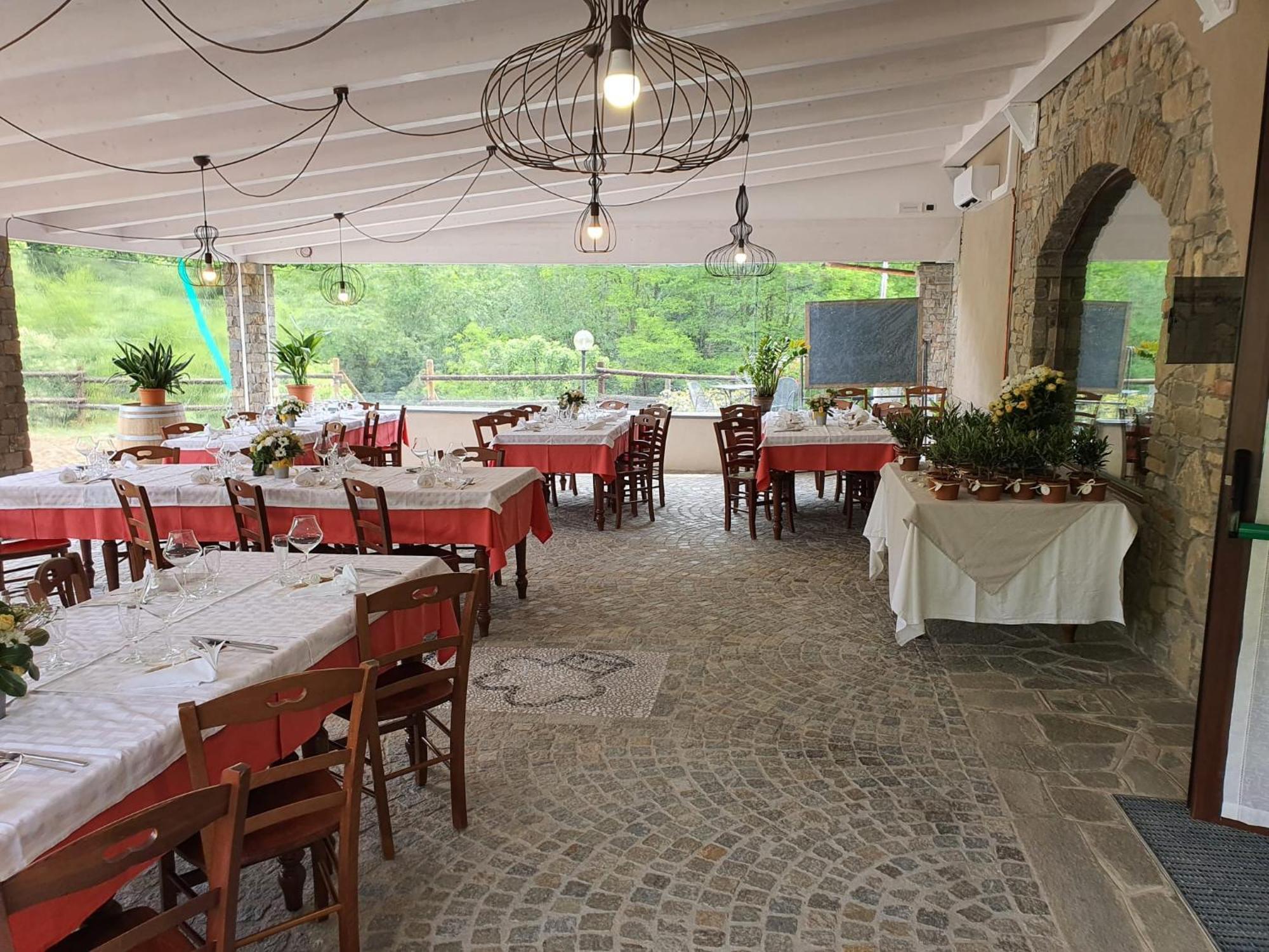 Agriturismo Cascina L'Arche Santo Stefano Belbo Εξωτερικό φωτογραφία