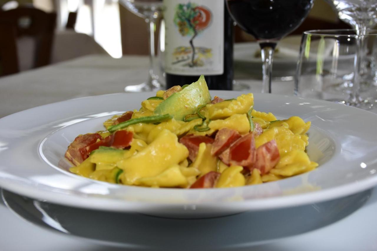 Agriturismo Cascina L'Arche Santo Stefano Belbo Εξωτερικό φωτογραφία
